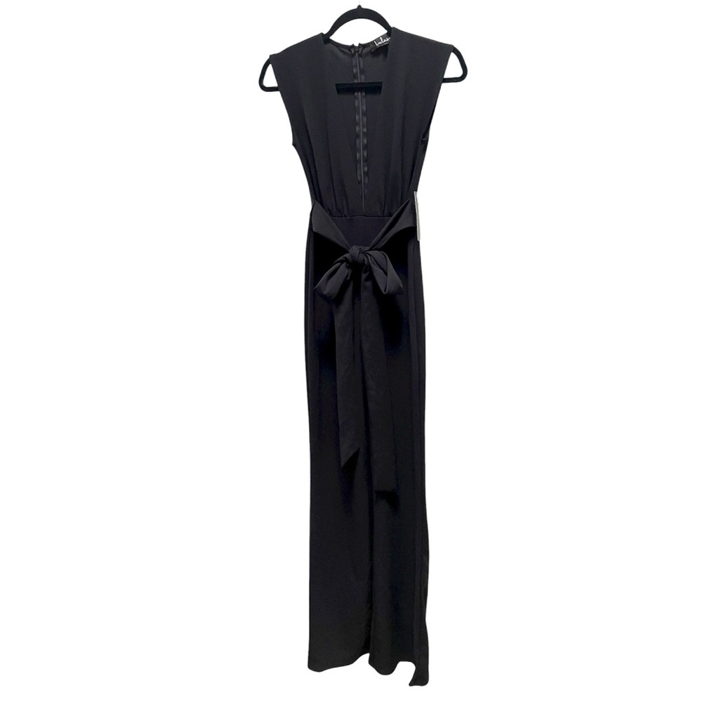 Lulu's Classic Black Plunge V Neck Jumpsuit Size XS NWT